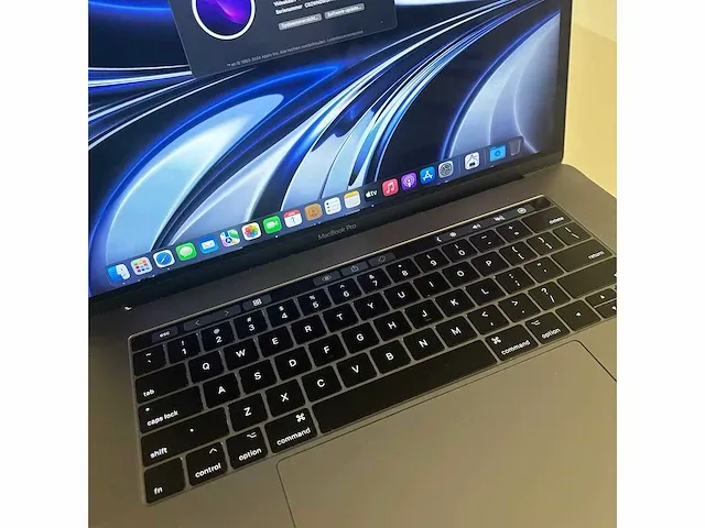 Macook pro touch bar - afbeelding 6 van  9