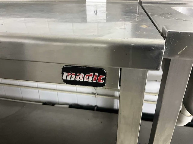 Madic rvs werktafel - afbeelding 2 van  4