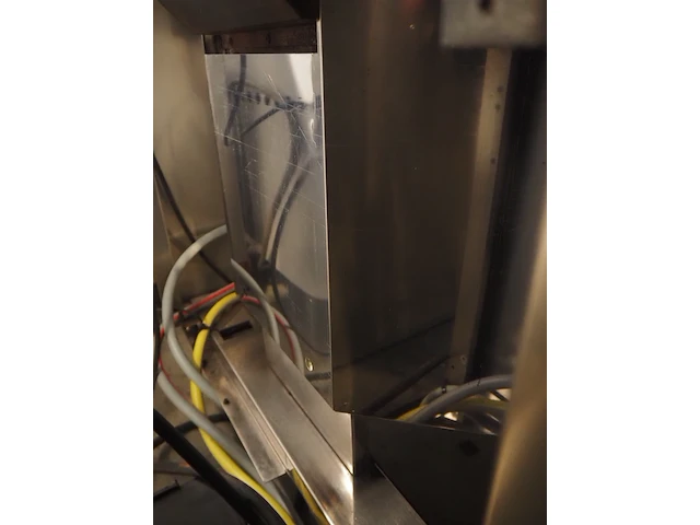 Madic - afbeelding 7 van  8