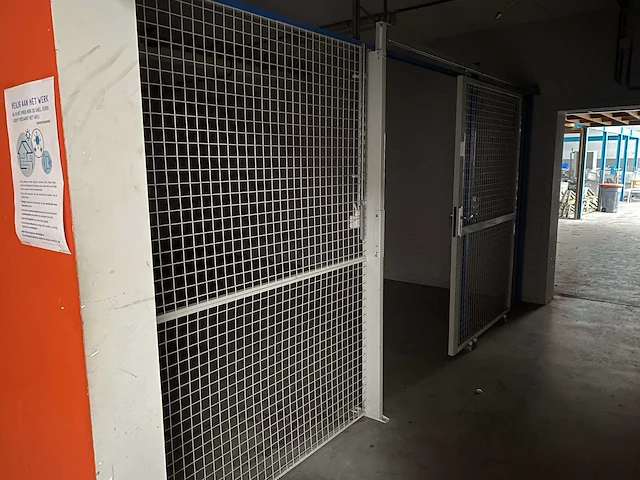 Magazijn afsluiting met schuifdeur - afbeelding 3 van  3
