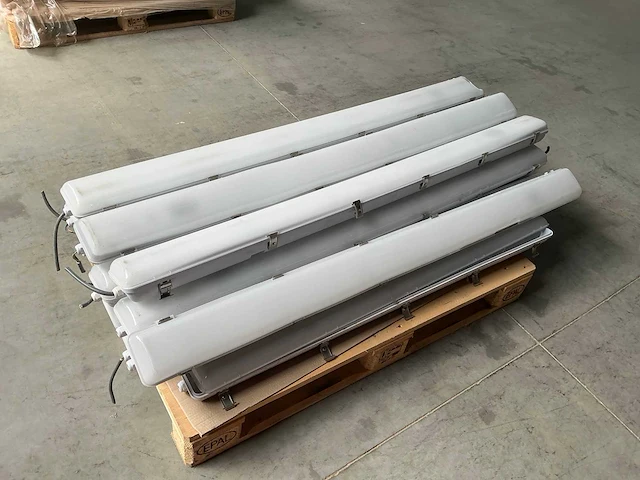 Magazijn verlichting (14x) - afbeelding 2 van  4