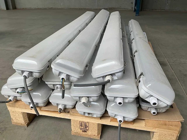 Magazijn verlichting (14x) - afbeelding 3 van  4