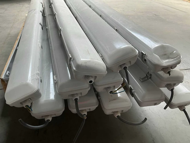 Magazijn verlichting (14x) - afbeelding 4 van  4