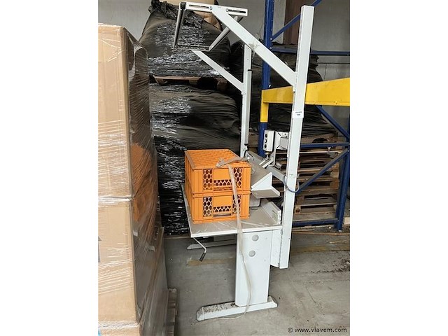 Magazijn werktafel - afbeelding 1 van  1