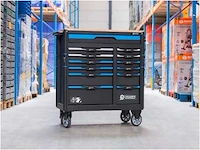 Magazijninventaris, machines, reinigingsmachines & intern transport