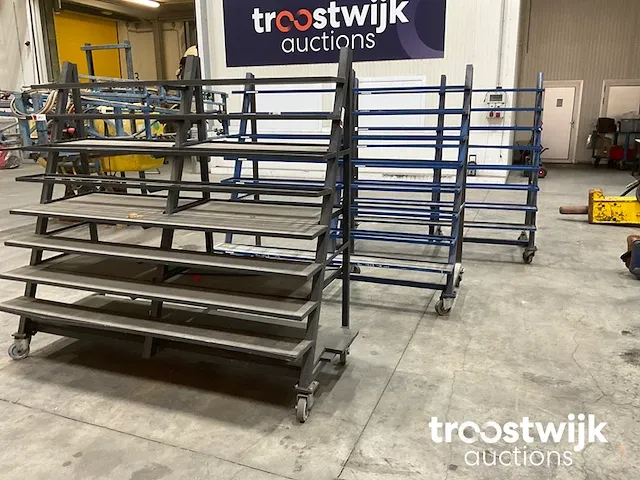 Magazijnkarren - afbeelding 1 van  4