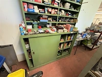 Magazijnkast met inhoud - afbeelding 12 van  19