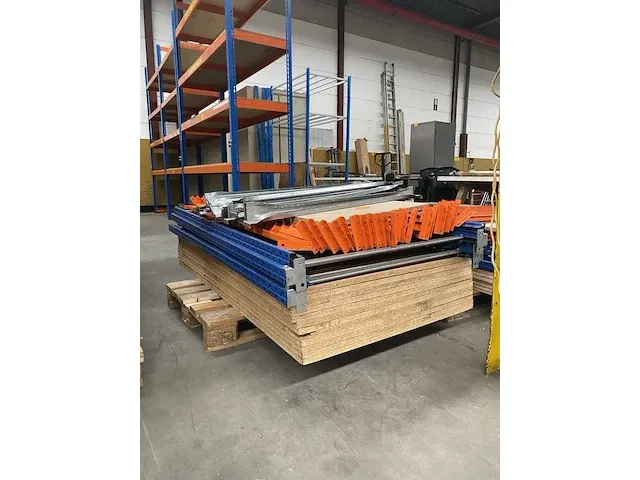 Magazijnrek 4 staanders - 24 liggers 190 cm + 24 halve dwarsliggers - afbeelding 2 van  3