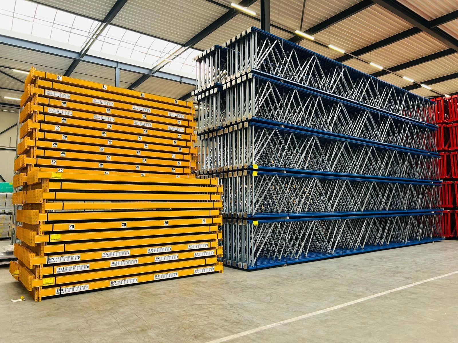 Magazijnstelling - bakken - overige magazijninventaris