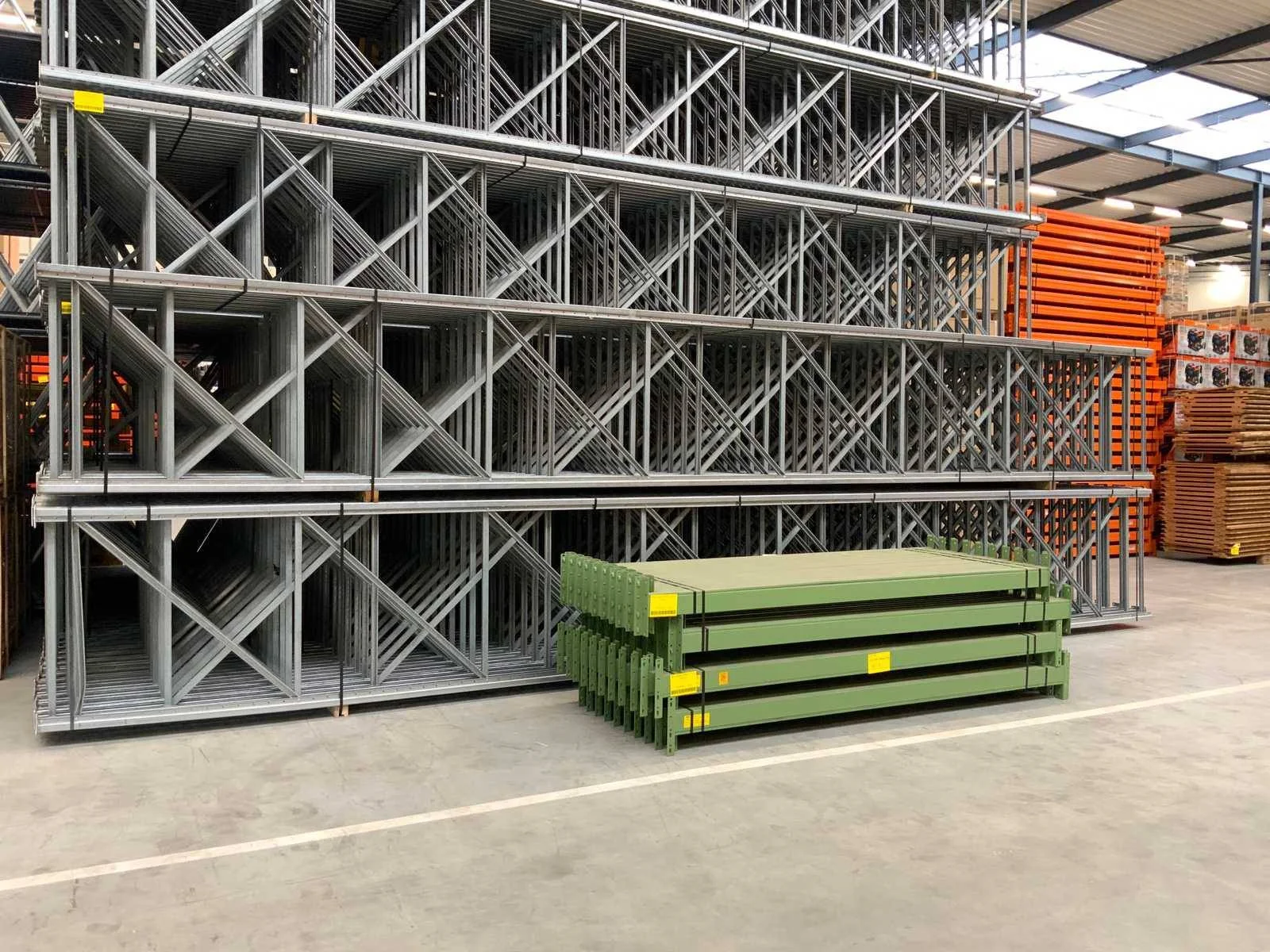 Magazijnstelling - bakken - overige magazijninventaris