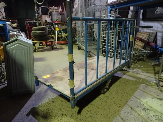Magazijnwagen - afbeelding 2 van  3