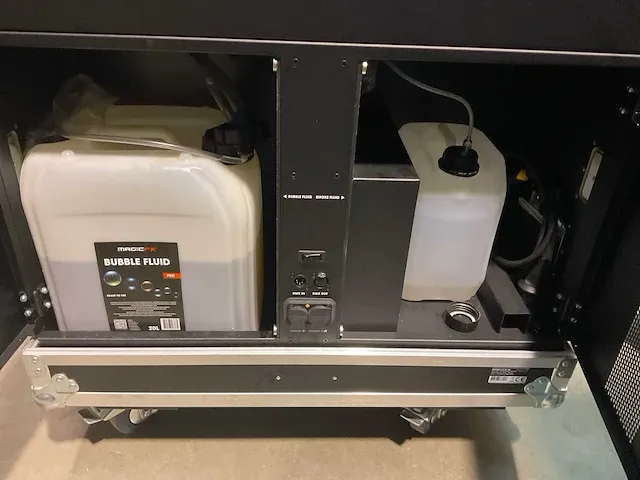 Magicfx mfx1603 bellenblazer rookmachine - afbeelding 4 van  9