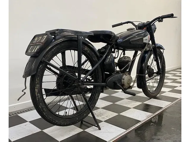 Magnat debon - bromfiets - afbeelding 8 van  8
