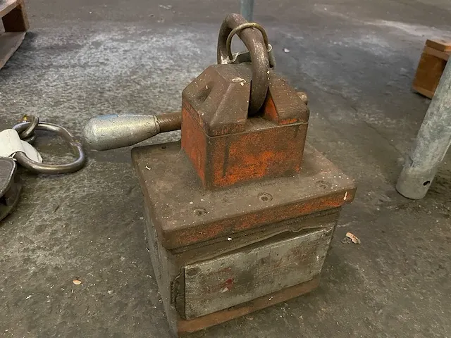 Magneetblok - afbeelding 1 van  3