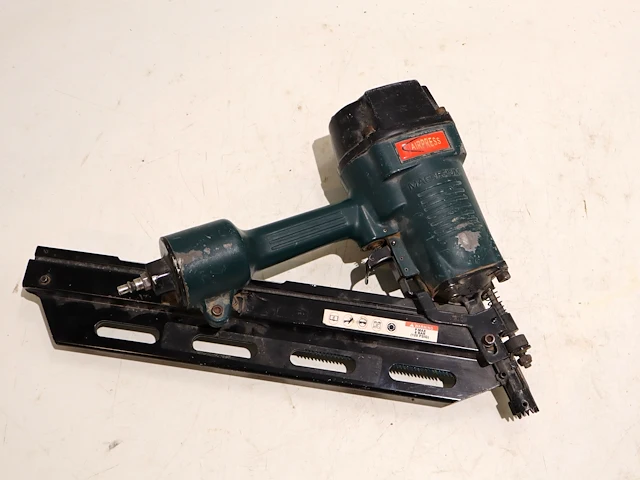 Magnesium pneumatische schieter - afbeelding 2 van  3