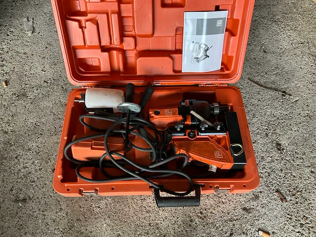 Magnetische boormachine fein kbb30 - afbeelding 1 van  4