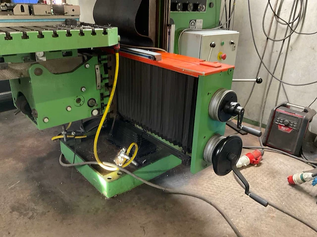 Maho - 800 - universele freesmachine - afbeelding 6 van  7