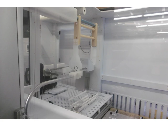 Mainframes - akrion gamma bench - 150mm wetbench - afbeelding 15 van  20
