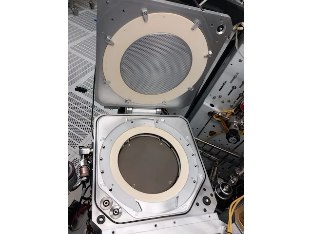 Mainframes - applied materials p5000 - 200mm cvd - afbeelding 12 van  27
