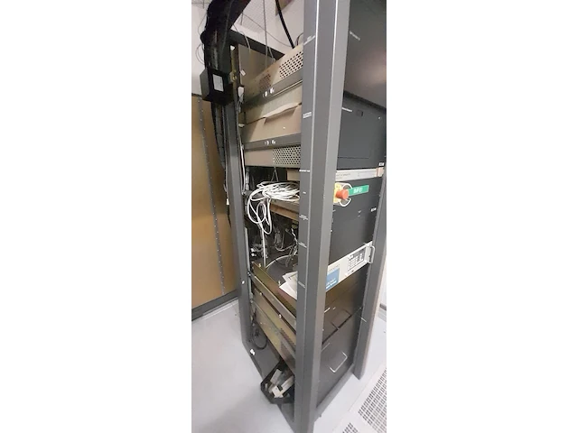 Mainframes - axcelis gds vhe - 150mm implant - afbeelding 59 van  88