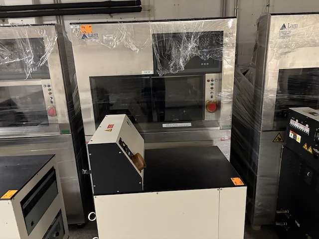 Mainframes - lam rainbow 4526i - 150mm plasma etch - afbeelding 1 van  8