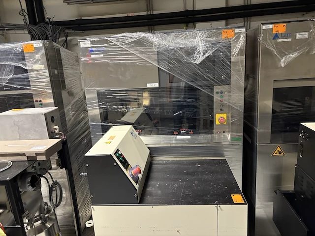 Mainframes - lam rainbow 4526i - 150mm plasma etch - afbeelding 1 van  10
