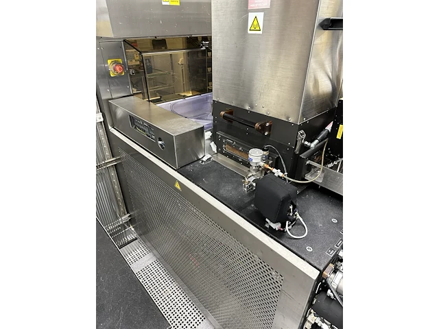 Mainframes - lam rainbow 4526i - 150mm plasma etch - afbeelding 9 van  10
