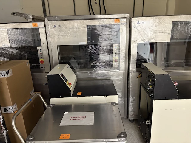 Mainframes - lam rainbow 4528i - 200mm plasma etch - afbeelding 1 van  10
