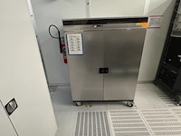 Mainframes - memmert - cleanroom dry oven - afbeelding 1 van  1