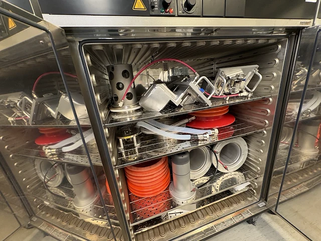 Mainframes - memmert cleanroom dryoven - partsclean - afbeelding 5 van  5