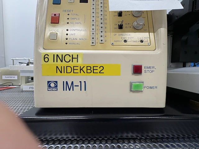 Mainframes - nidek / leitz nidek waferloader + leitz microscope - 150mm manual inspection system - afbeelding 2 van  7