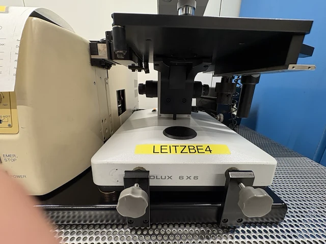 Mainframes - nidek / leitz nidek waferloader + leitz microscope - 150mm manual inspection system - afbeelding 3 van  7