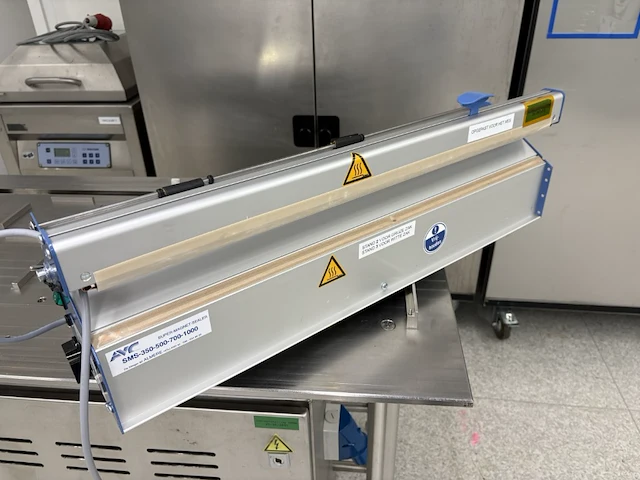 Mainframes - vacuum sealer - partsclean - afbeelding 1 van  2