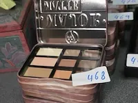 Make-up in blikken doosje - afbeelding 1 van  1