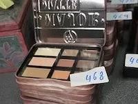 Make-up in blikken doosje - afbeelding 1 van  1