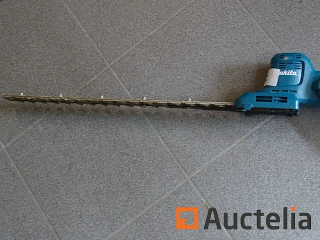 Makita 18v heggenschaar met verstelbare kop dun461w - afbeelding 3 van  6