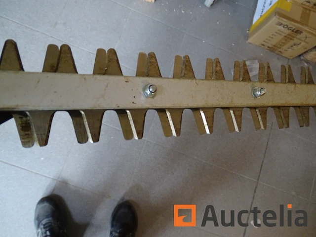 Makita 18v heggenschaar met verstelbare kop dun461w - afbeelding 6 van  6