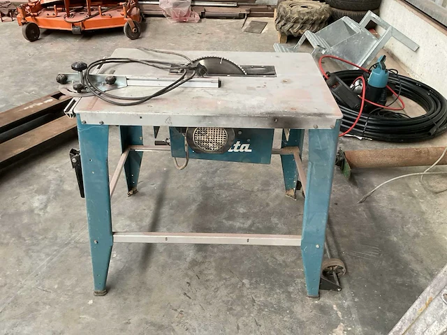 Makita 2712 afkortzaag - afbeelding 3 van  7