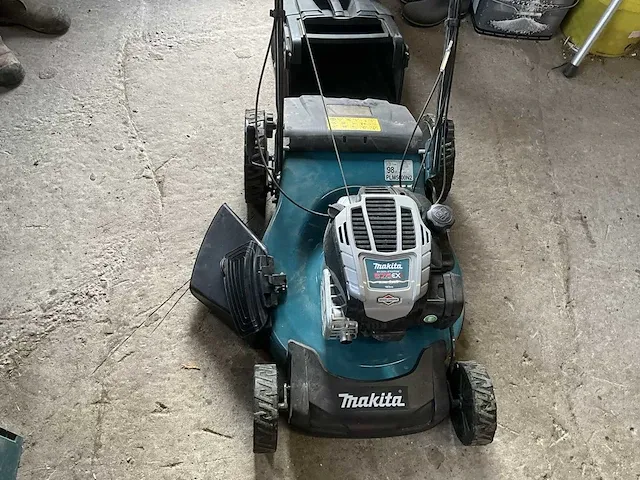 Makita 4-takt grasmaaier 56 cm - afbeelding 3 van  4