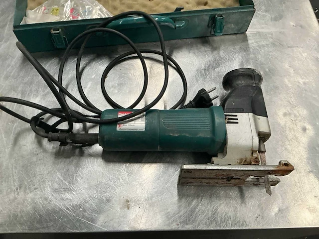 Makita 4305 elektrische decoupeerzaag - afbeelding 2 van  5