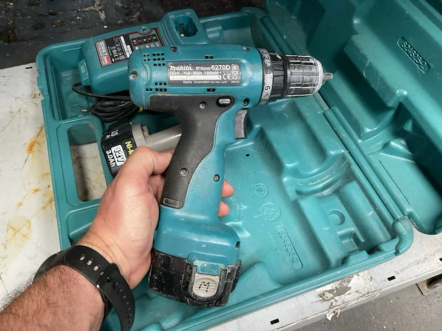 Makita 6270d schroefboormachine (2x) - afbeelding 5 van  6