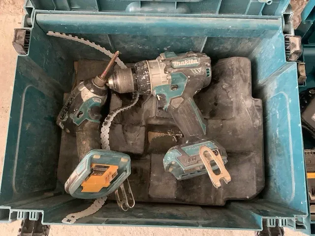 Makita accu boor- vijsmachine (body) (2x) - afbeelding 2 van  3