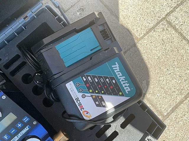 Makita accu handgereedschap - afbeelding 2 van  3