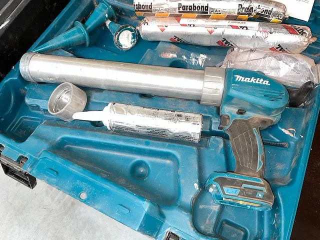 Makita accu kit pistool 18v - afbeelding 1 van  7