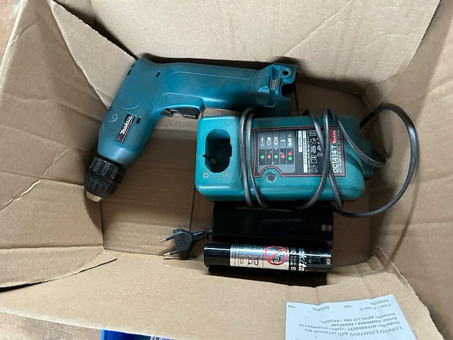 Makita accu schroefboormachine - afbeelding 1 van  5