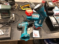 Makita accu schroefmachine 12v met acculader, accu en zaklamp - afbeelding 1 van  8