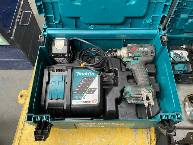 Makita accu slagmoersleutel - afbeelding 2 van  3