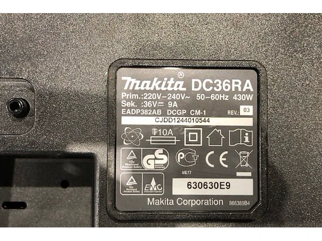 Makita acculader 36v - afbeelding 3 van  3