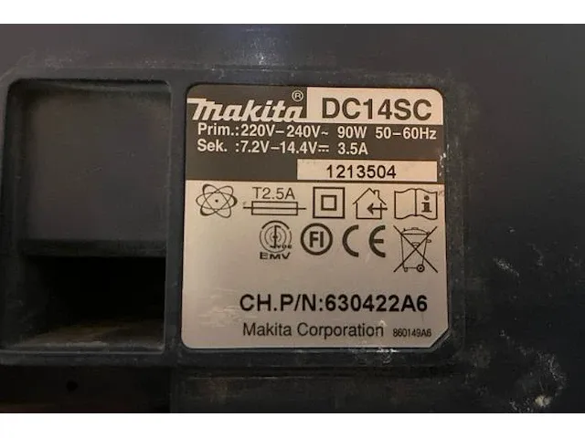 Makita acculader en accu - afbeelding 5 van  5