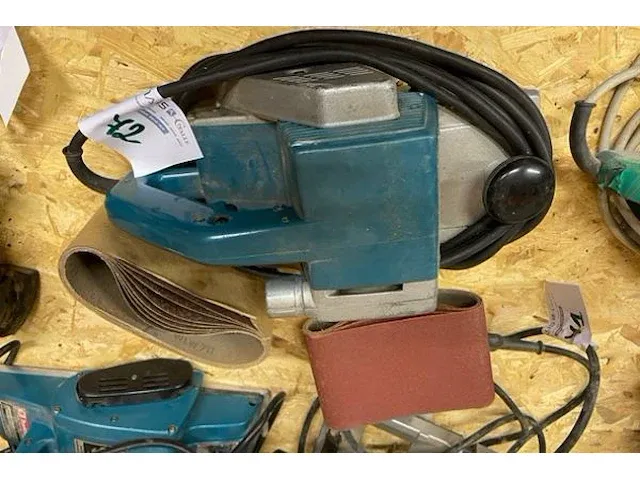 Makita bandschuurmachine - afbeelding 6 van  6